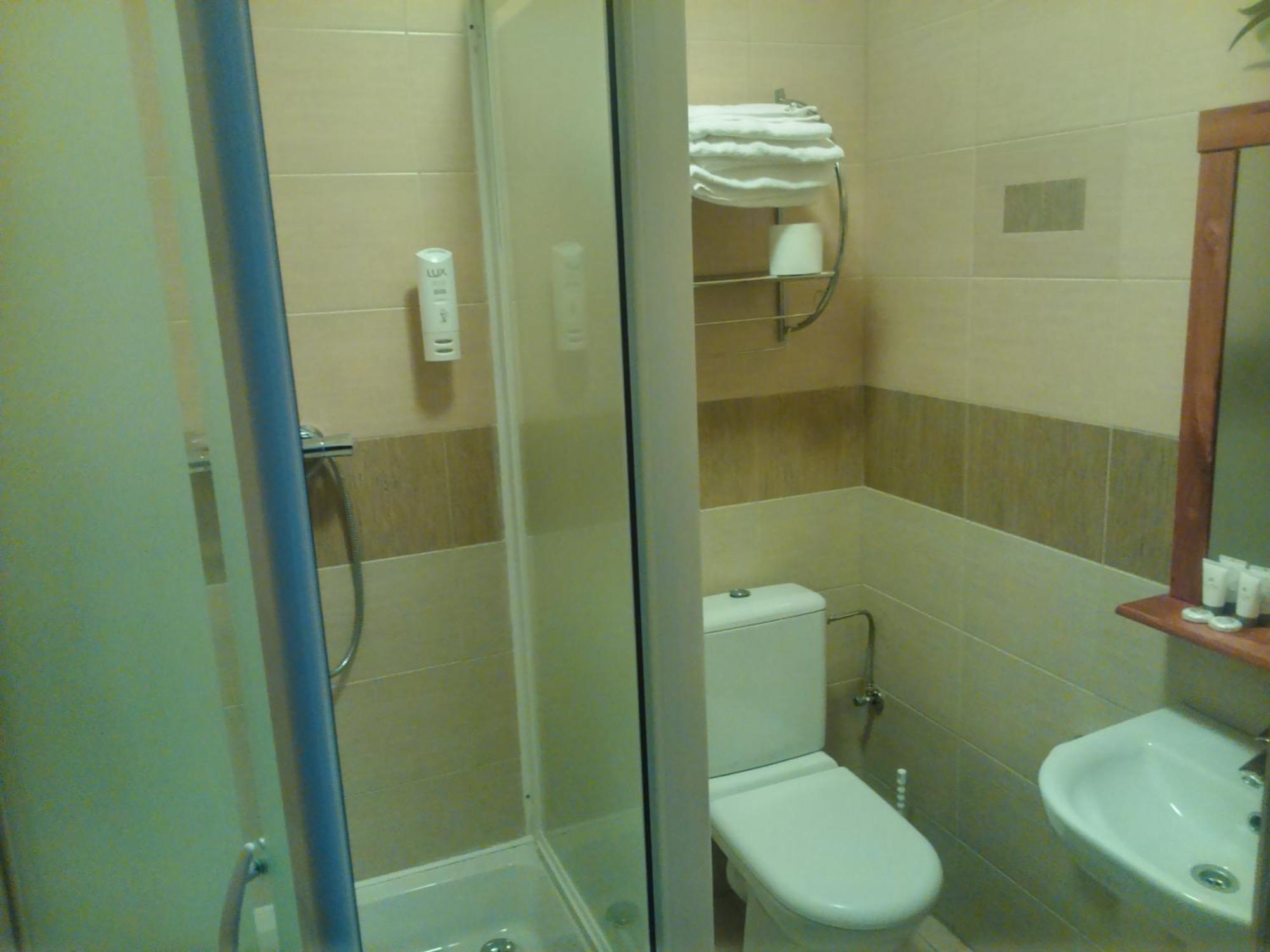 Karczma Biesiadna Bed & Breakfast Dalnia Стая снимка