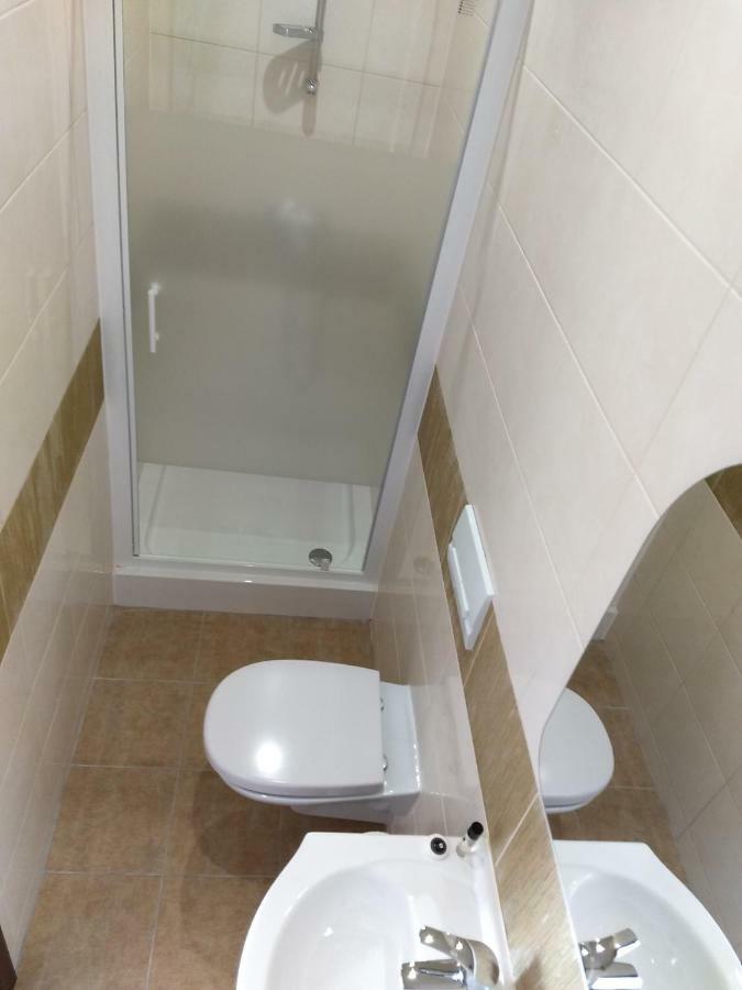 Karczma Biesiadna Bed & Breakfast Dalnia Екстериор снимка